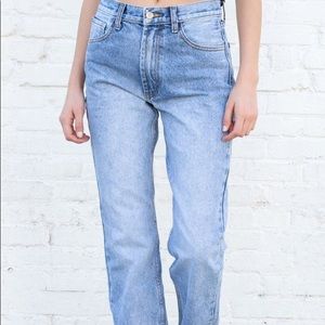 Brandy Melville straight jeans